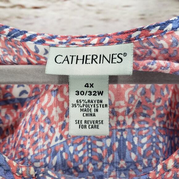 Catherines Women's Purple Pink Print Cut Out Sleeve Top Size 4X-30/32W - Picture 7 of 15